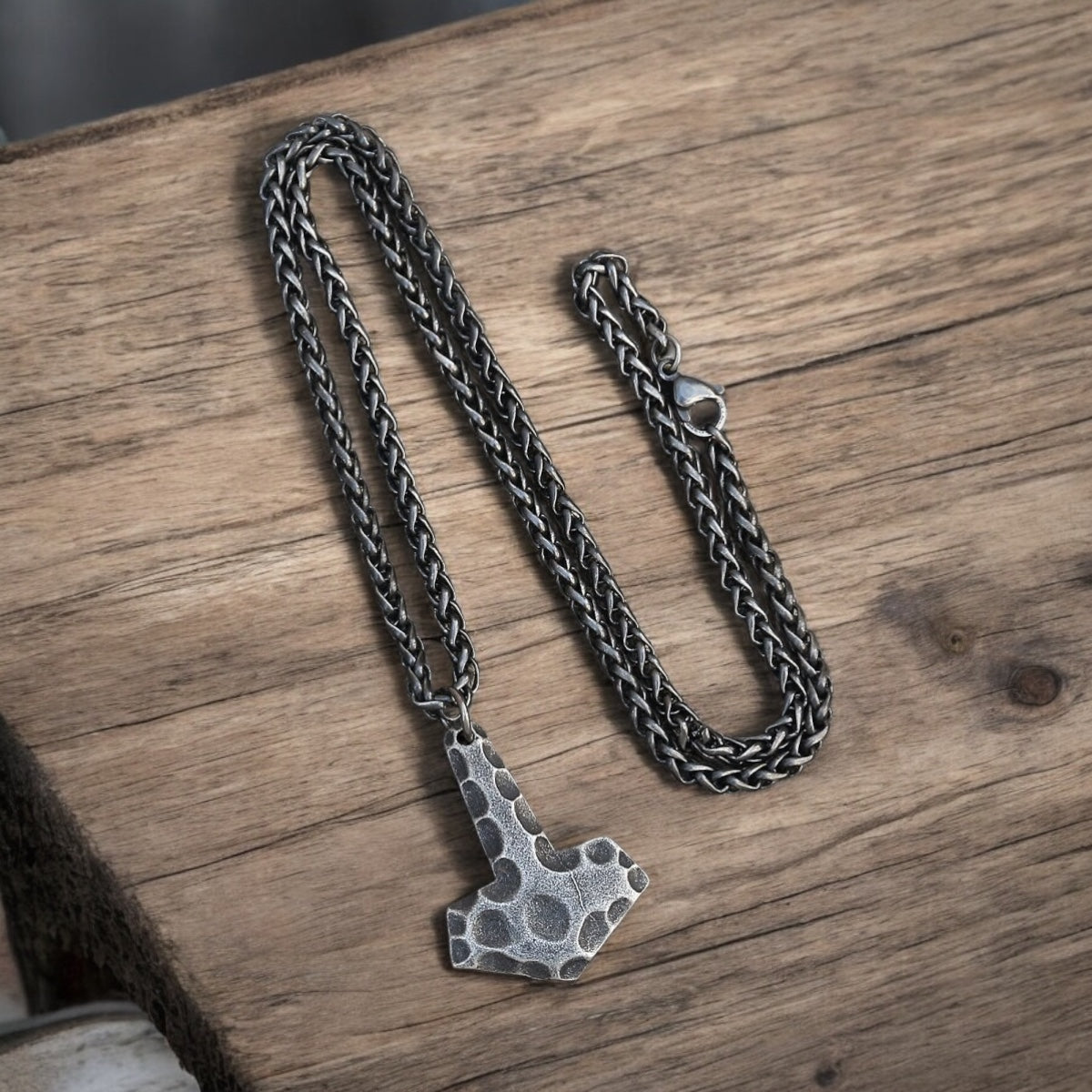 Necklace “Mjölnir” – Hammered Finish (Antique)