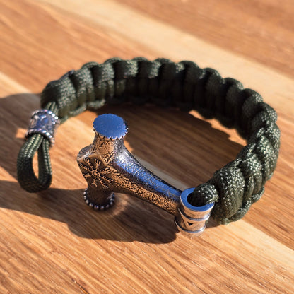 Paracord-Armband „Mjölnir Galdrastafir“ (Olivgrün)