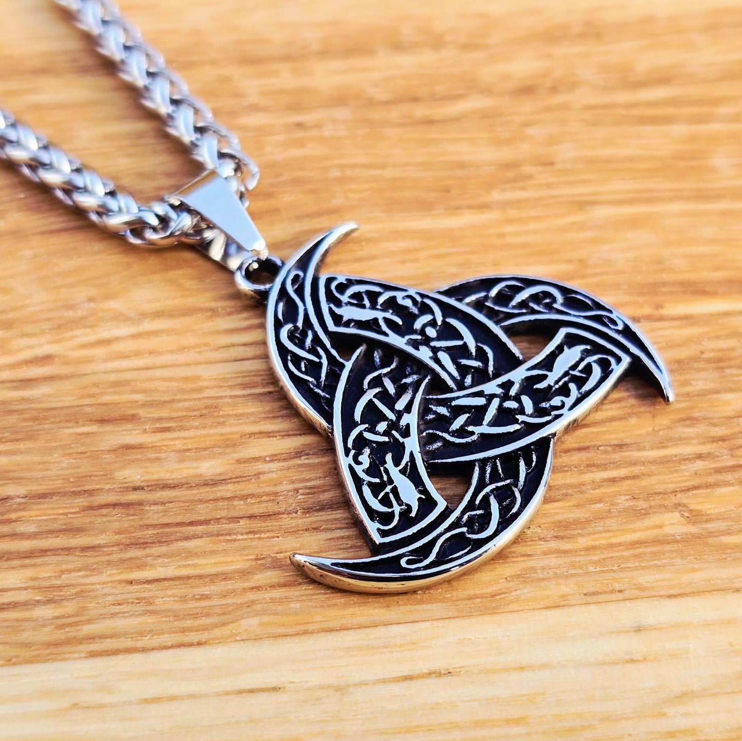 Necklace “Horn Óðrœrir” (Silver)
