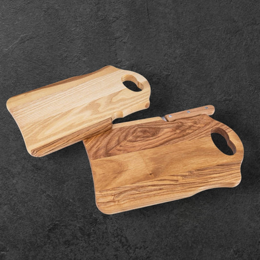 Knivbräda i FSC-certifierad ask med hjärtformat handtag - 26 x 16 x 1,5 cm