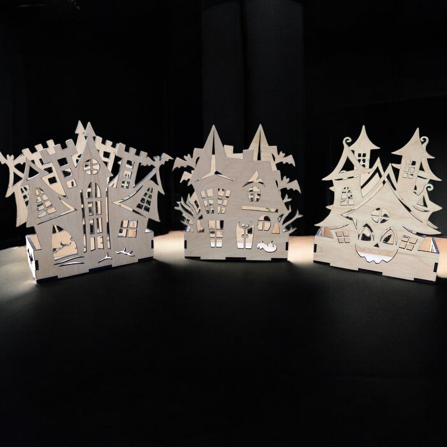 „Skräckljus“ Halloween-ljushållare i trä