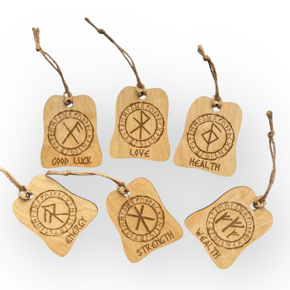 Nordiska Runeamulett – Skydd och styrka i en elegant design 🌿✨